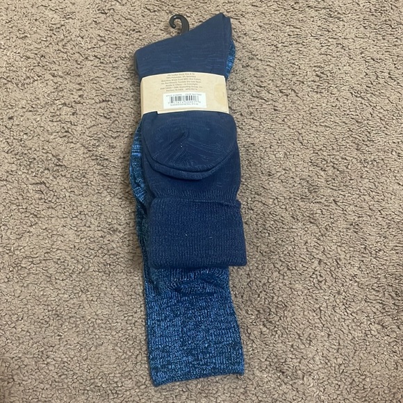 GOING TO GOODWILL TOMORROW! NWT! LeGale  socks - Picture 3 of 4